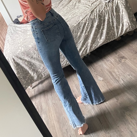 High-waisted Bootleg flare jeans - Picture 2 of 4
